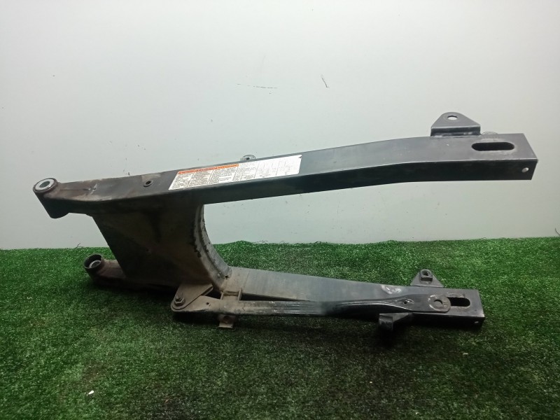 Recambio de basculante para suzuki gz 125/250 referencia OEM IAM   