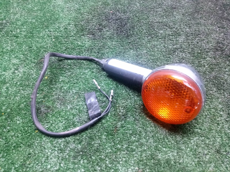 Recambio de piloto delantero derecho para suzuki gz 125/250 referencia OEM IAM  AMBAR 