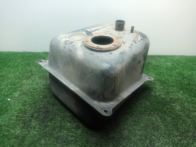 Recambio de deposito combustible para kymco xciting 250/300/500 referencia OEM IAM   