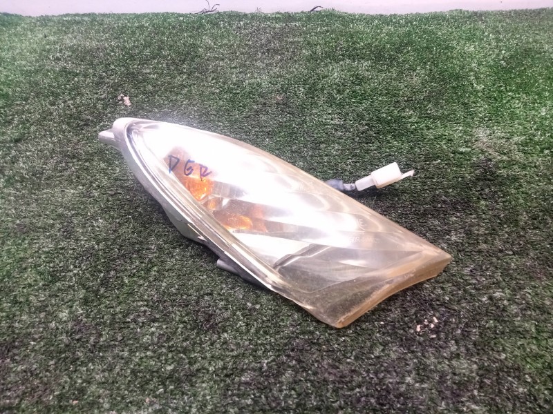 Recambio de piloto delantero derecho para kymco xciting 250/300/500 referencia OEM IAM   