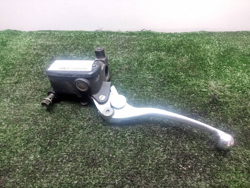 Recambio de bomba freno para kymco xciting 250/300/500 referencia OEM IAM  DELANTERO.IZQUIERDO 