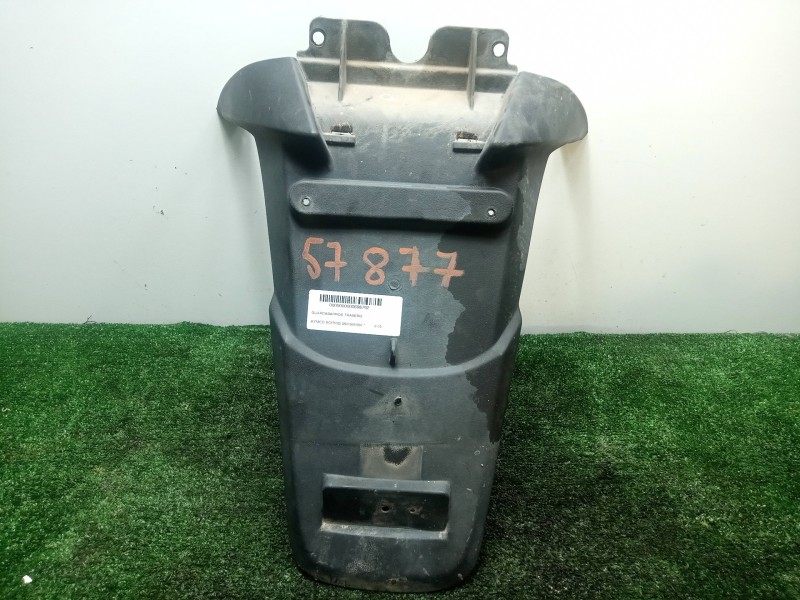 Recambio de guardabarros trasero para kymco xciting 250/300/500 referencia OEM IAM 80105LBA2E000 PORTAMATRICULAS 