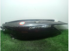 Recambio de carenado izquierdo para kymco xciting 250/300/500 referencia OEM IAM 83600LBA2E000 LATERAL.IZQUIERDA 