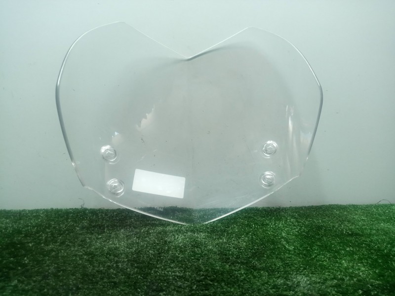 Recambio de cupula para bmw f 650 referencia OEM IAM 46637678912 TARA PEQUEÑO ARAÑAZO