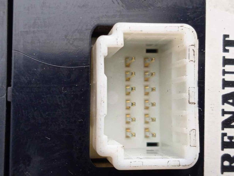 Recambio de mando multifuncion para renault scenic ii 1.9 dci diesel fap referencia OEM IAM 253B00001R - 80363208 - 253B00001RA 