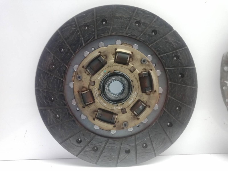 Recambio de kit embrague para kia cerato 1.6 crdi referencia OEM IAM KIC38  