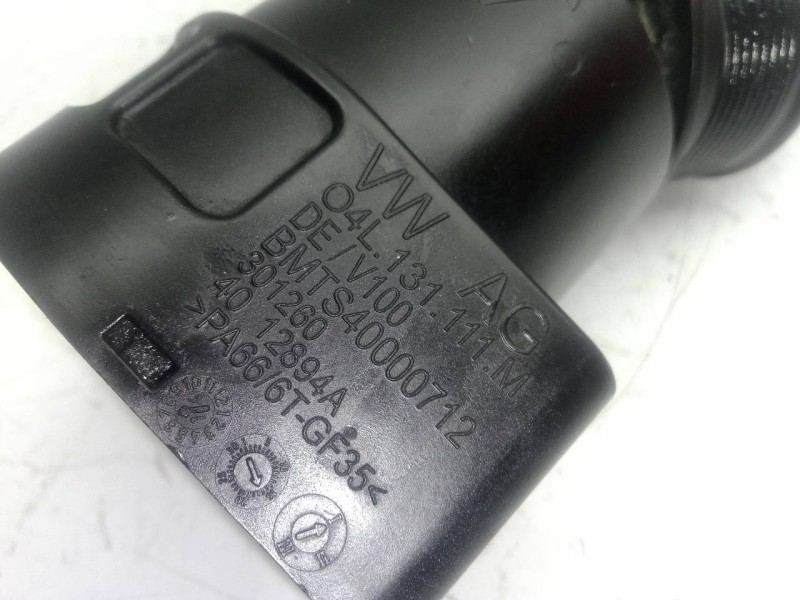 Recambio de tubo para audi a3 sedán(8vs) 2.0 16v tdi referencia OEM IAM 04L131111M  