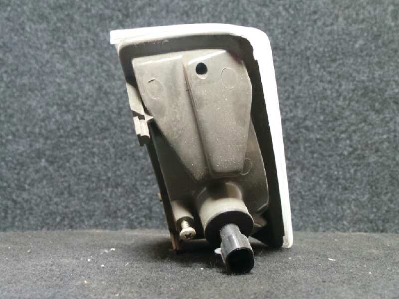 Recambio de piloto delantero derecho para iveco daily caja cerrada referencia OEM IAM  89-99 BLANCO