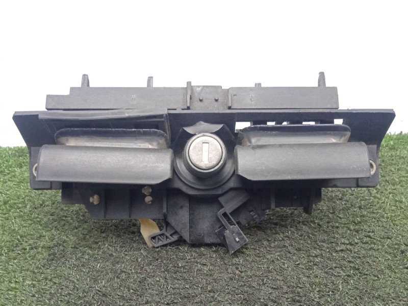 Recambio de maneta exterior porton para audi a3 (8l) 1.9 tdi referencia OEM IAM   