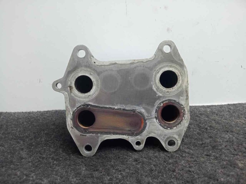 Recambio de enfriador aceite motor para volkswagen polo (6r1) 1.6 tdi referencia OEM IAM 03L117021B  