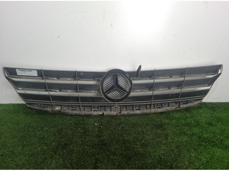 Recambio de rejilla delantera para mercedes-benz clase a (w169) 2.0 cdi cat referencia OEM IAM 1698800983  