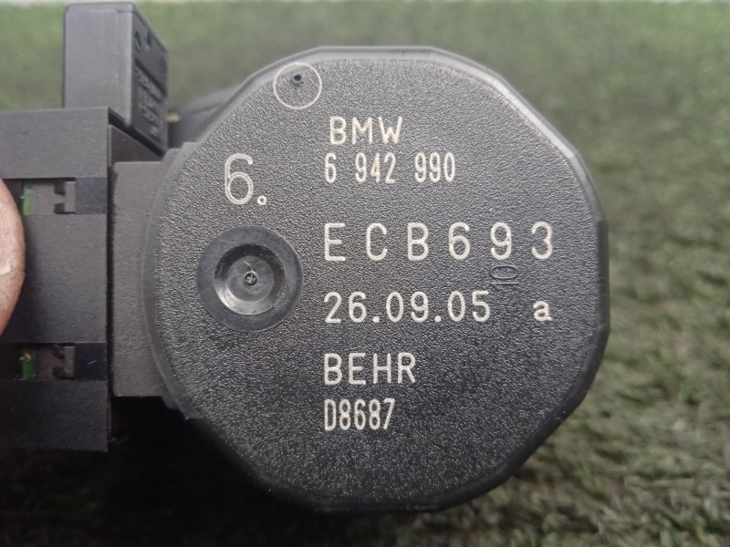 Recambio de motor trampilla calefaccion para bmw 5 touring (e61) 525 d referencia OEM IAM 6942990  