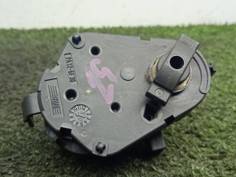 Recambio de motor trampilla calefaccion para bmw 5 touring (e61) 525 d referencia OEM IAM 6942993  