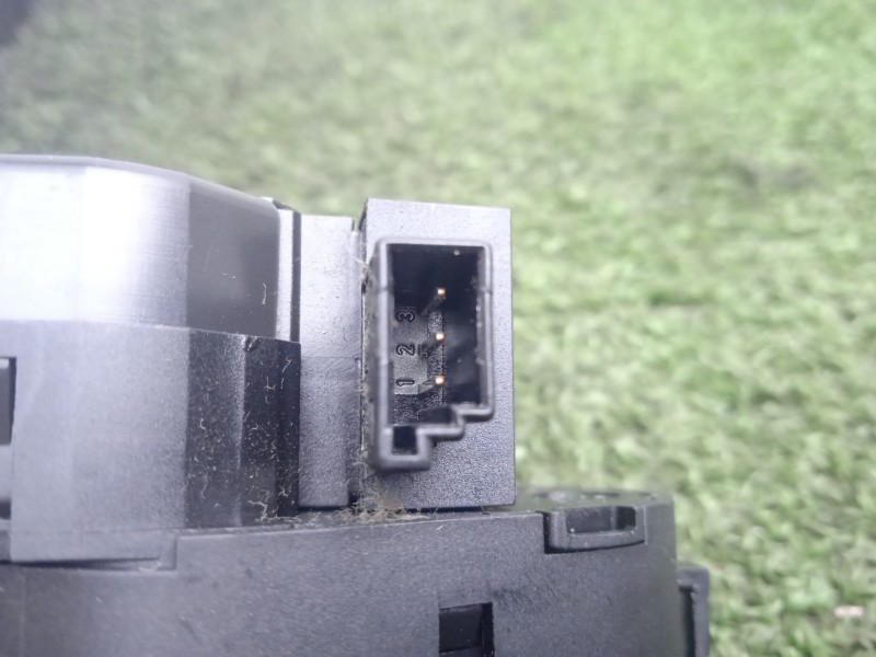 Recambio de motor trampilla calefaccion para bmw 5 touring (e61) 525 d referencia OEM IAM 6942992  