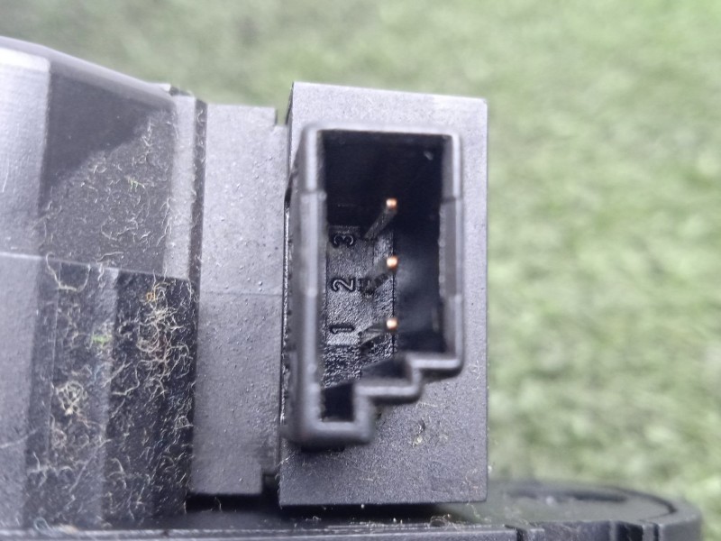 Recambio de motor trampilla calefaccion para bmw 5 touring (e61) 525 d referencia OEM IAM 6942989  