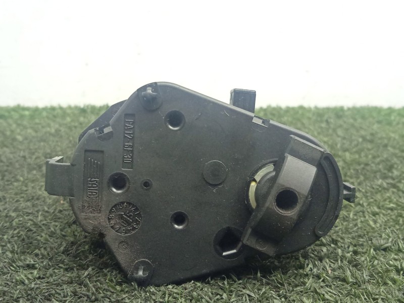 Recambio de motor trampilla calefaccion para bmw 5 touring (e61) 525 d referencia OEM IAM 6942988  