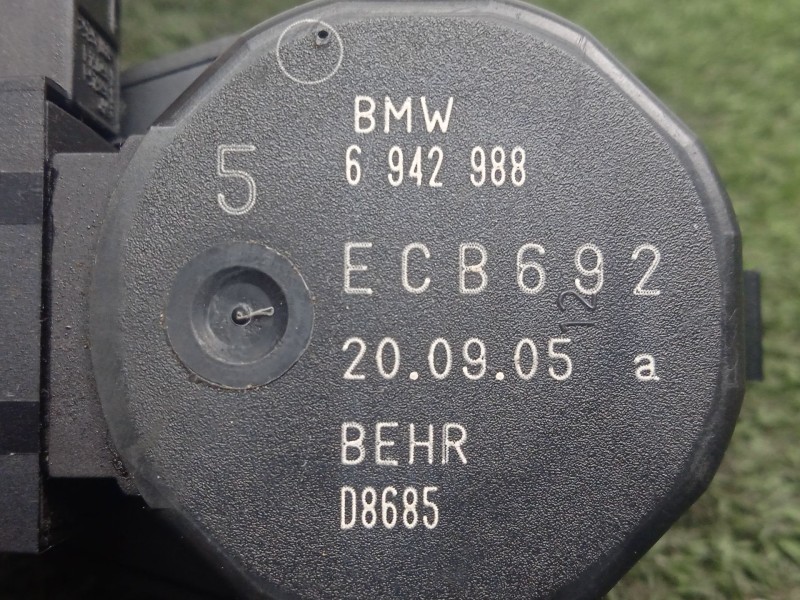 Recambio de motor trampilla calefaccion para bmw 5 touring (e61) 525 d referencia OEM IAM 6942988  