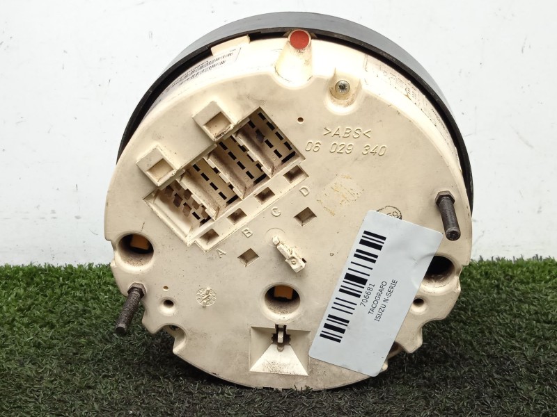Recambio de tacografo para isuzu n-series npr / nqr 4.8 referencia OEM IAM 13230301 - 136131  