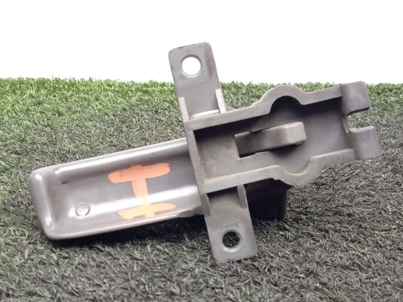 Recambio de maneta interior delantera izquierda para isuzu n-series npr / nqr 4.8 referencia OEM IAM SIN REFERENCIA  