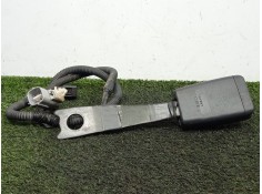 Recambio de enganche cinturon delantero izquierdo para toyota avensis wagon (t25) 2.2 d-4d cat referencia OEM IAM SIN REF.  2.CO 2