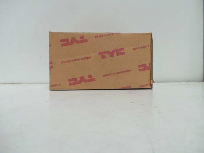 Recambio de piloto delantero izquierdo para iveco daily caja cerrada referencia OEM IAM  89-99 - SIN USAR BLANCO