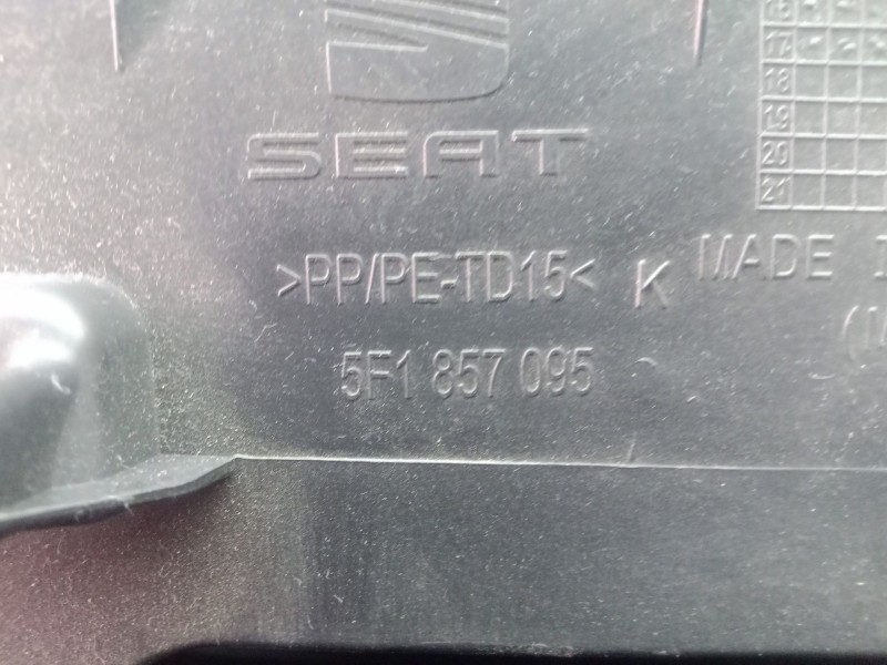 Recambio de guantera para seat leon st (5f8) 1.6 tdi referencia OEM IAM 5F1857095  