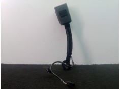 Recambio de enganche cinturon delantero derecho para seat leon st (5f8) 1.6 tdi referencia OEM IAM 5F0857756  