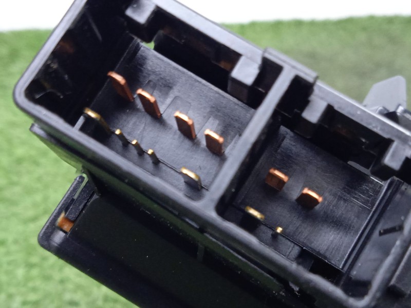 Recambio de mando limpia para toyota auris 2.0 d-4d cat referencia OEM IAM 8465202420  