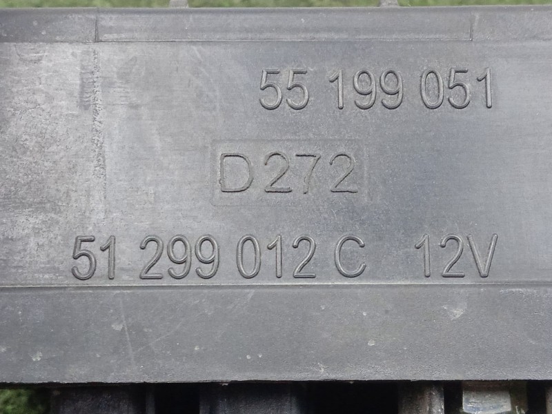 Recambio de caja precalentamiento para fiat grande punto (199_) 1.3 d multijet referencia OEM IAM 55199051  