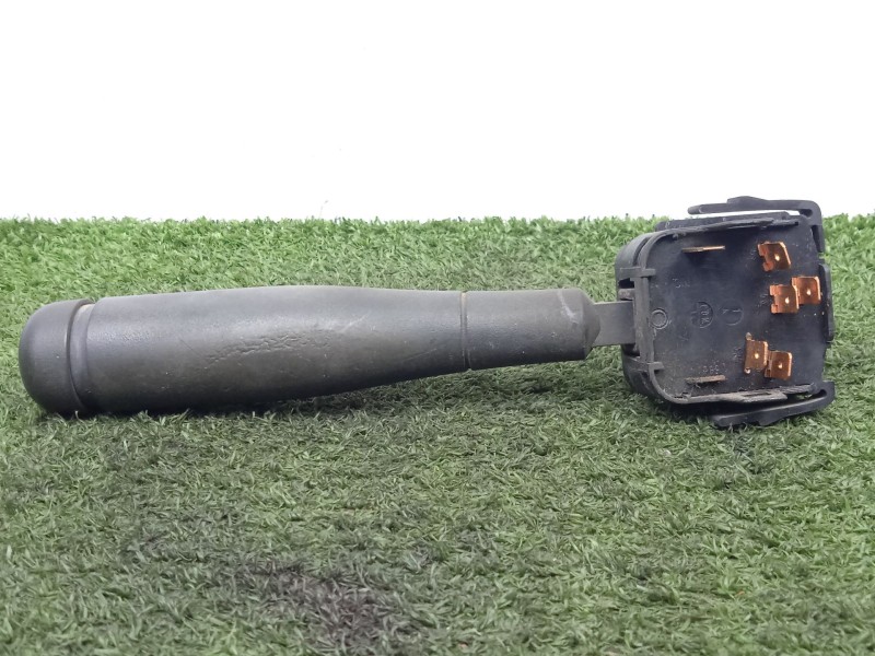 Recambio de mando limpia para nissan trade 100 3.0 turbodiesel referencia OEM IAM 400 ROS 6.PINES