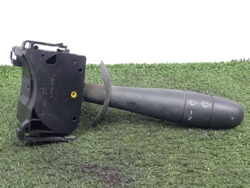 Recambio de mando limpia para nissan primastar furgoneta (x83) 1.9 dci 100 referencia OEM IAM 8200070265  