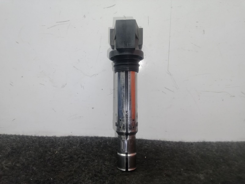 Recambio de bobina encendido para volkswagen golf iv (1j1) 1.6 16v referencia OEM IAM 0986221023  