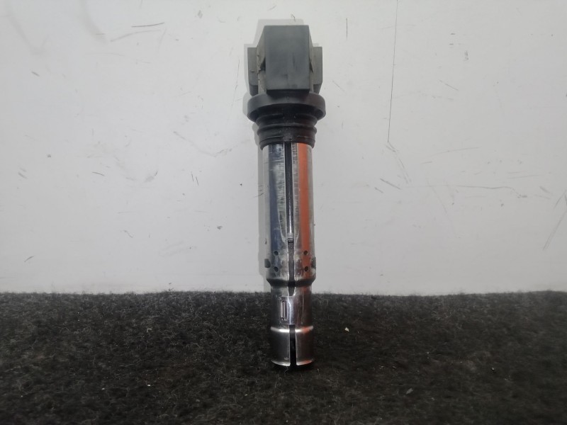 Recambio de bobina encendido para volkswagen golf iv (1j1) 1.6 16v referencia OEM IAM 0986221023  