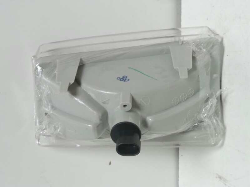 Recambio de piloto delantero izquierdo para iveco daily caja cerrada referencia OEM IAM  89-99 - SIN USAR BLANCO