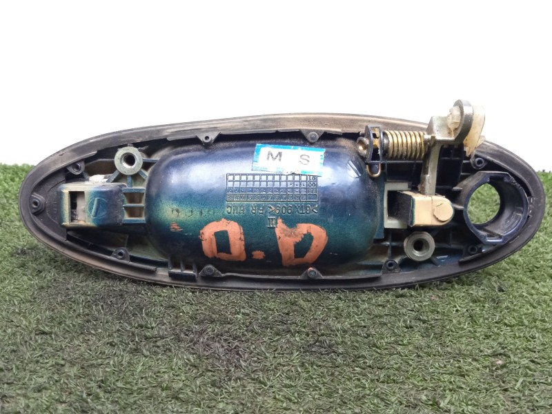 Recambio de maneta exterior delantera derecha para hyundai coupe (rd) 1.6 16v cat referencia OEM IAM SIN REFERENCIA  