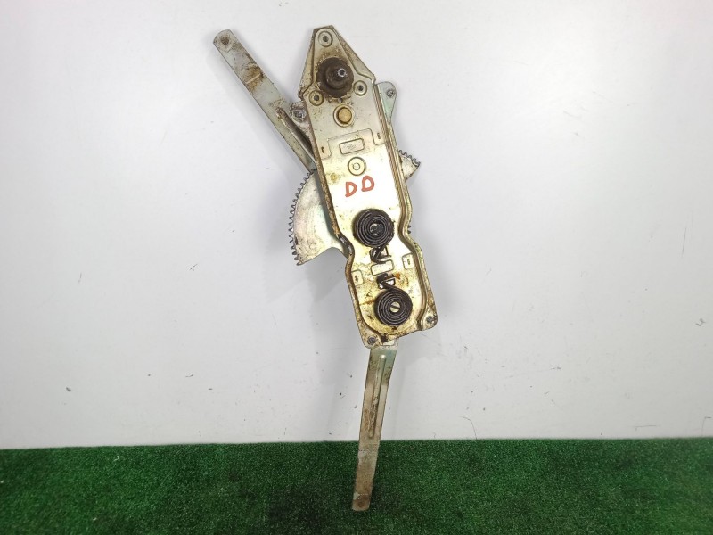 Recambio de elevalunas delantero derecho para nissan trade caja/chasis 2.8 d referencia OEM IAM SIN REFERNCIA  MANUAL