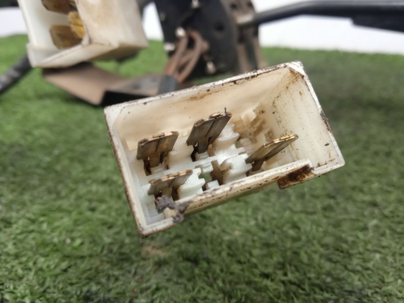 Recambio de mando luces para nissan trade caja/chasis 2.8 d referencia OEM IAM SIN REFERENCIA  3.MANDOS