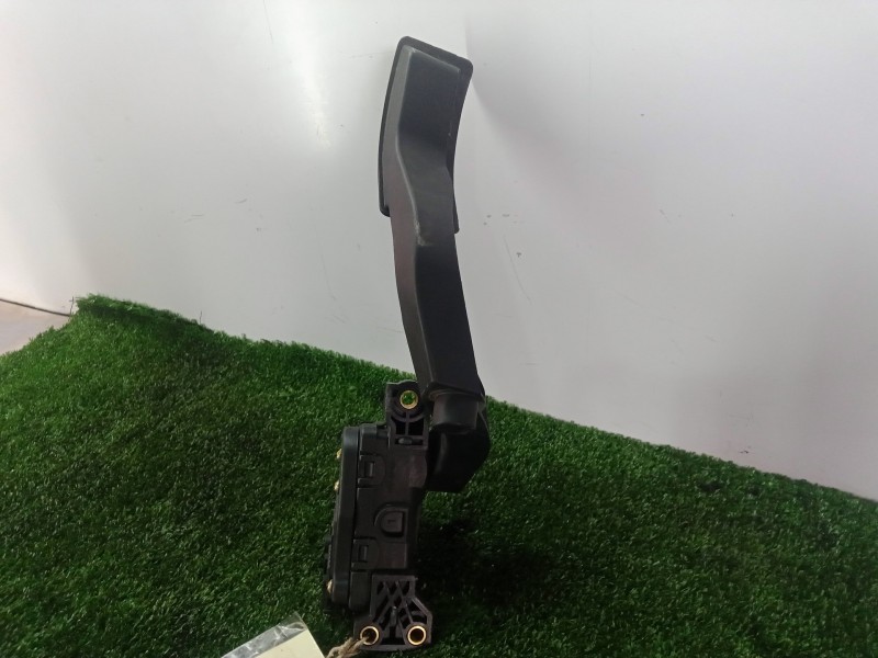 Recambio de potenciometro pedal para audi a6 berlina (4b2) 2.4 (121kw) referencia OEM IAM 8D1721523A-00802607 HELLA 
