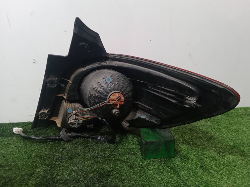 Recambio de piloto trasero izquierdo para chevrolet cruze hatchback (j305) 2.0 cdi referencia OEM IAM AK21L15  