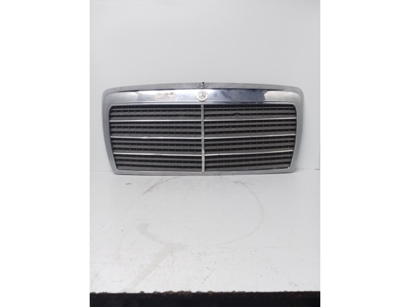 Recambio de rejilla delantera para mercedes-benz clase e (w124) berlina 3.0 diesel referencia OEM IAM   