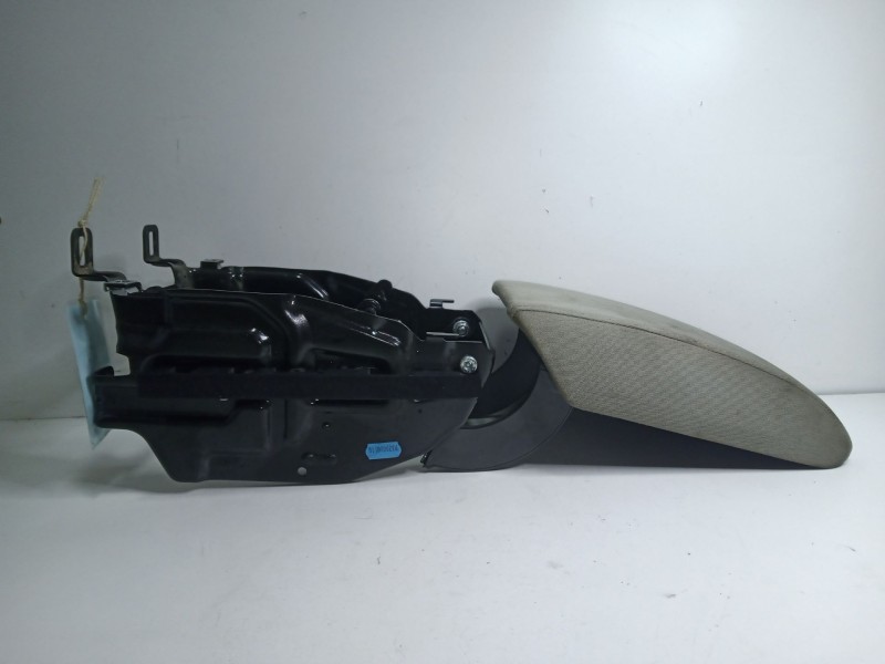 Recambio de apoyabrazos central para audi q5 (8rb) 2.0 tdi quattro referencia OEM IAM 8R0864283A  