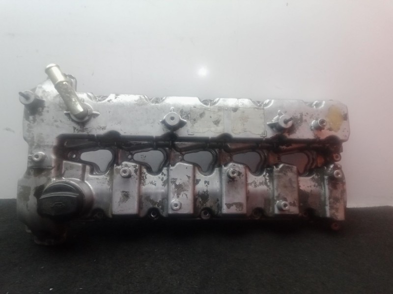 Recambio de tapa balancines para ssangyong rodius 2.7 turbodiesel cat referencia OEM IAM A6650100430  