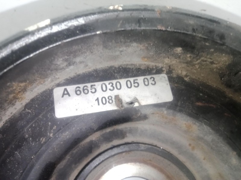 Recambio de polea cigueñal para ssangyong rodius 2.7 turbodiesel cat referencia OEM IAM A6650300503  