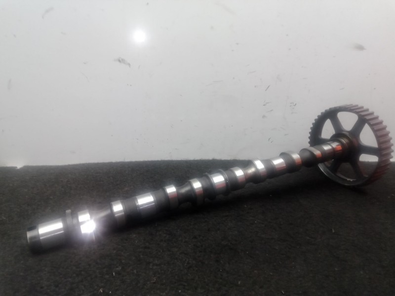 Recambio de arbol de levas para chevrolet nubira station wagon 2.0 d referencia OEM IAM NO TIENE  