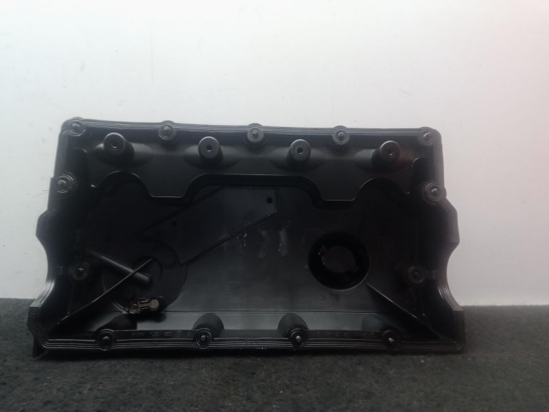 Recambio de tapa balancines para audi a4 berlina (8e) 1.9 tdi referencia OEM IAM   