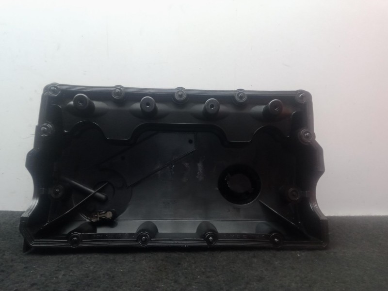 Recambio de tapa balancines para audi a4 berlina (8e) 1.9 tdi referencia OEM IAM   