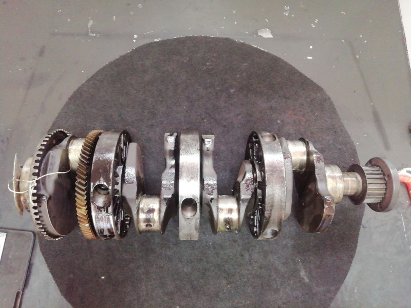 Recambio de cigueñal para chrysler voyager iv (rg, rs) 2.5 crd referencia OEM IAM 2093H  