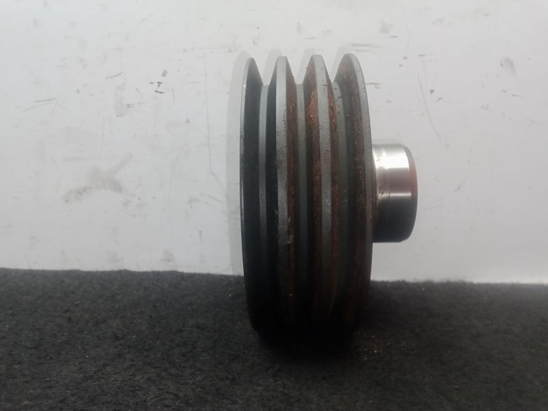 Recambio de polea cigueñal para nissan cabstar e 3.0 diesel referencia OEM IAM 3514531 4 CARRILES 