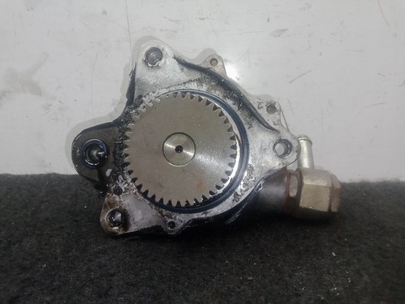 Recambio de depresor freno / bomba vacio para nissan cabstar e 3.0 diesel referencia OEM IAM 146507T401 - PG6001B  