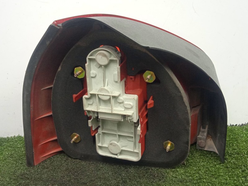 Recambio de piloto trasero derecho para audi a3 (8l1) 1.9 tdi referencia OEM IAM 8L0945096B  